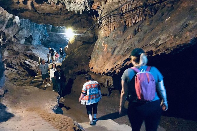 Private Chaing Dao Tour. Village, Cave,Hot springs, Sticky Waterfall. - The 90-minute ride from Chiang Mai to Chiang Dao