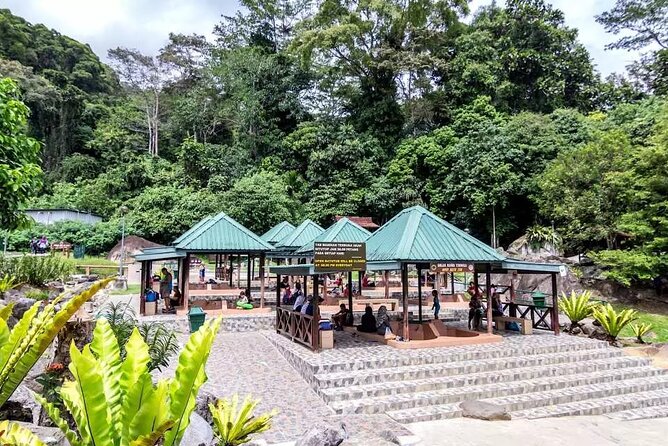 Private Desa Dairy Farm, Kinabalu National Park, Hot Spring & Canopy Walk Tour - Bombon Kg. Marakau and a fish spa by the river
