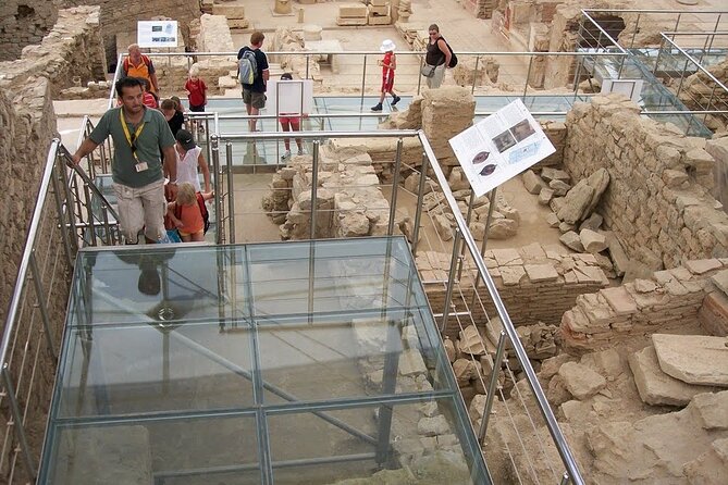 Private Ephesus Tour with Turkish Bath Experience - The guide can make or break the day