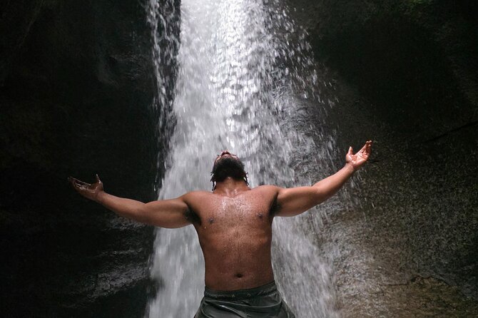 Private Fresh Water Lake, Waterfalls And Hot Springs Excursion - Ti Kwen Glo Cho: Hot Water, Mud Pools, and a Rest