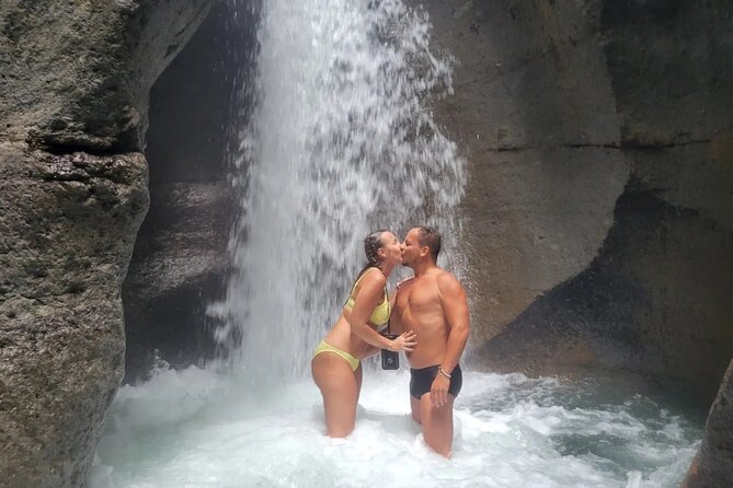 Private Fresh Water Lake, Waterfalls And Hot Springs Excursion - What the Private Format Is Worth