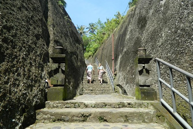 Private full-day tour with hot spring - Tasting Bali at the coffee plantation