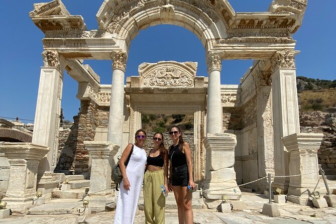 Private Tour in Ephesus and Traditional Turkish Bath from Port - What happens at the Turkish bath