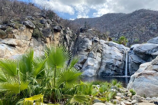 Private Tour to Hot Springs and Waterfall in Santiago - Key points to know before booking