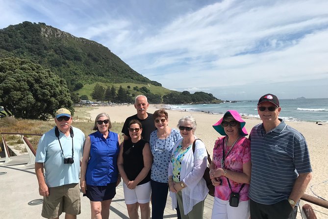 Private, via beaches, Kiwi farm to Rotorua 8 lakes & Geothermal - Okere Falls and the final return to Tauranga