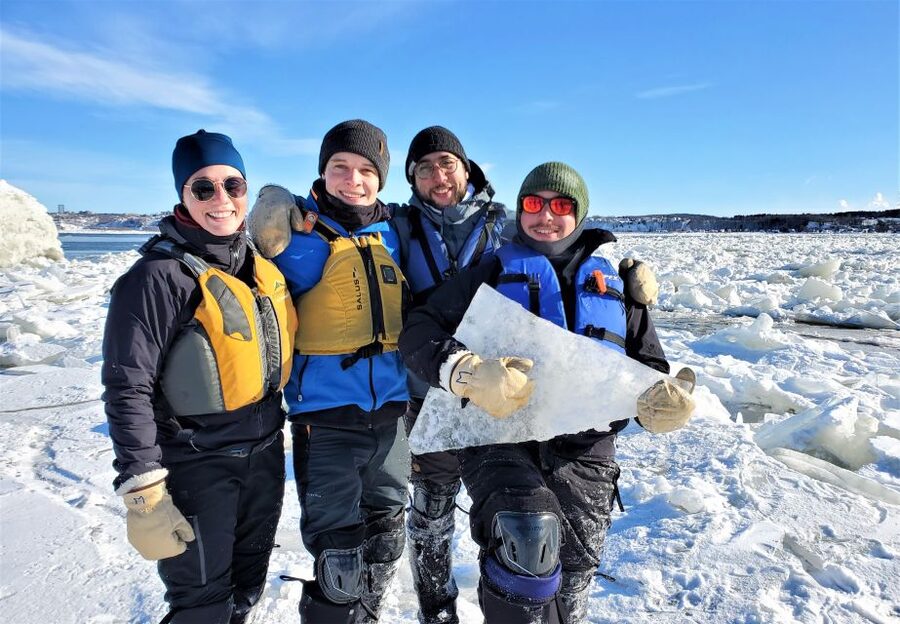 Quebec City: Ice Canoeing with Hot Chocolate & Sauna - Is $182 a fair price?