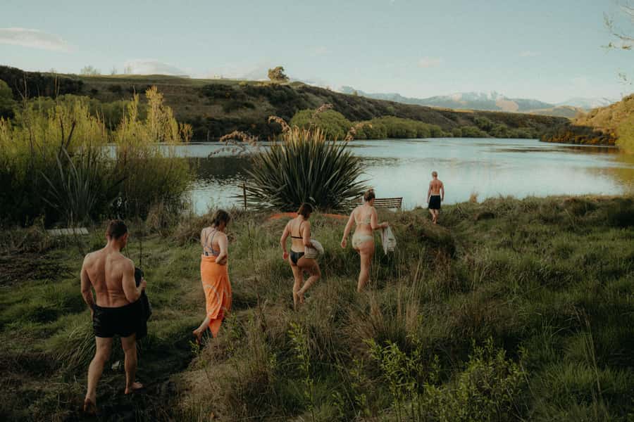 Queenstown: Riverside Sauna and Cold Plunge Experience - Key points at a glance