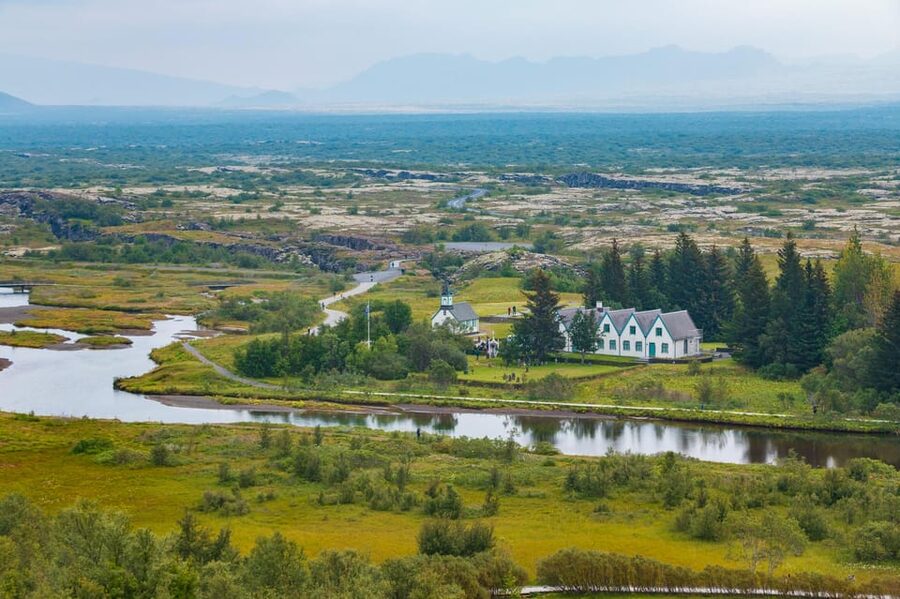 Reykjavik: Golden Circle, Crater & Blue Lagoon Minibus Tour - The trip in five useful facts
