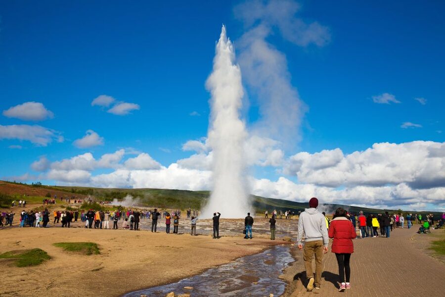 Reykjavik: Golden Circle Day Tour with optional Blue Lagoon - Clothing and practical advice for changing Iceland weather