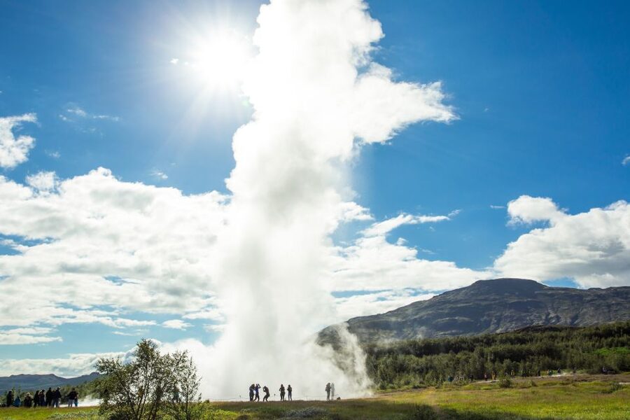 Reykjavik: Golden Circle Day Tour with optional Blue Lagoon - Geysir: a reliable burst of geothermal power