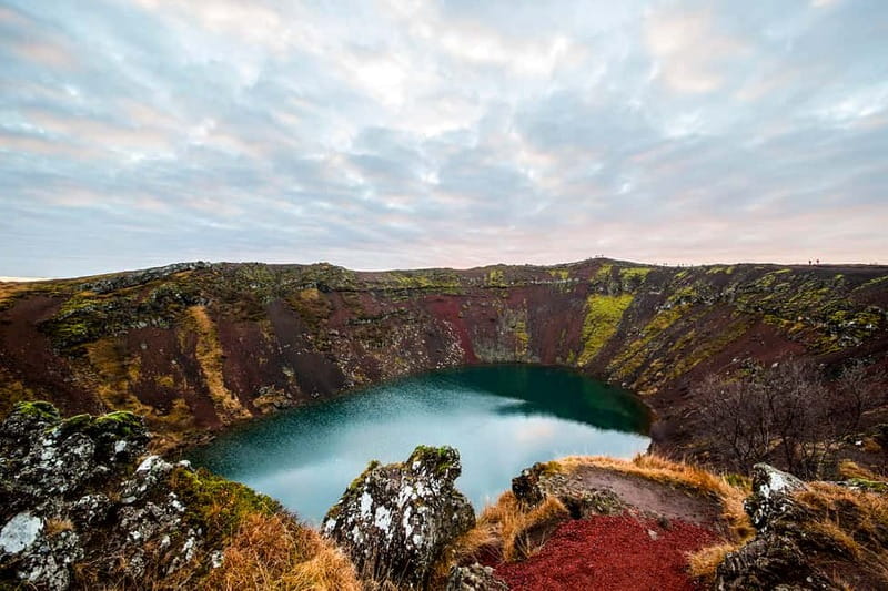 Reykjavik: Golden Circle, Farm & Sky Lagoon Small-Group Tour - Thingvellir links Icelandic history with moving continents