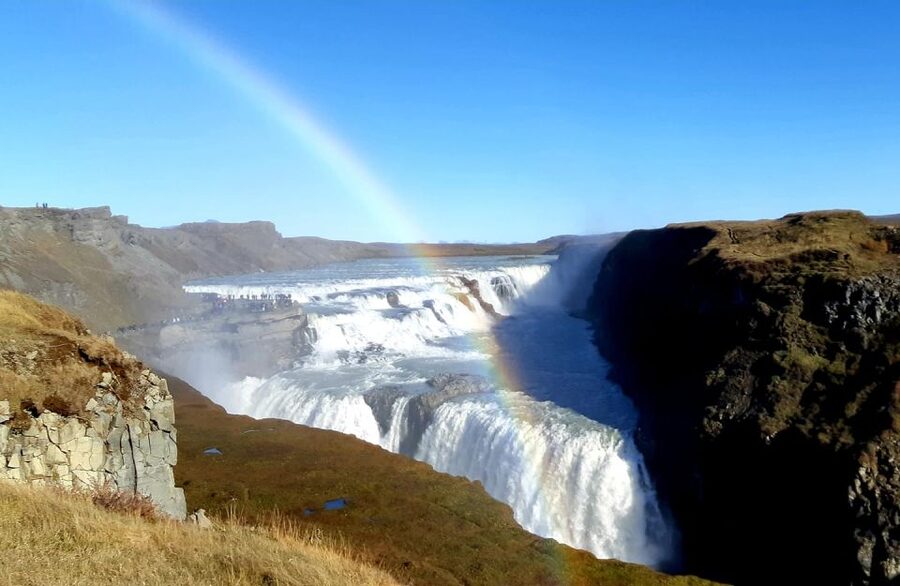 Reykjavik: Golden Circle, Kerid Crater and Sky Lagoon Tour - The minibus makes the long day manageable