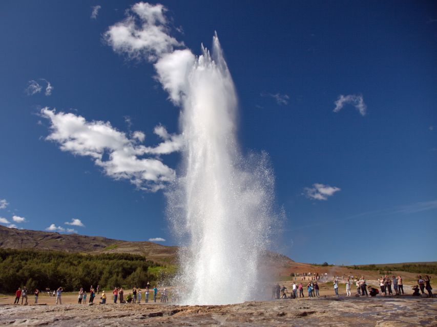 Reykjavik: Golden Circle Tour and Blue Lagoon Admission - Who will enjoy this tour most?