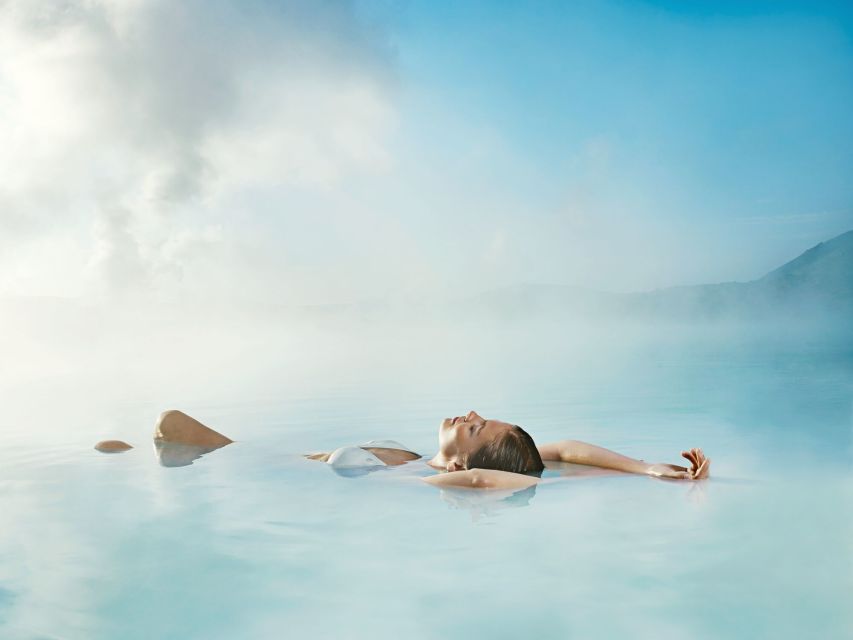 Reykjavik: Golden Circle Tour and Blue Lagoon Admission - The changeover in Reykjavik matters