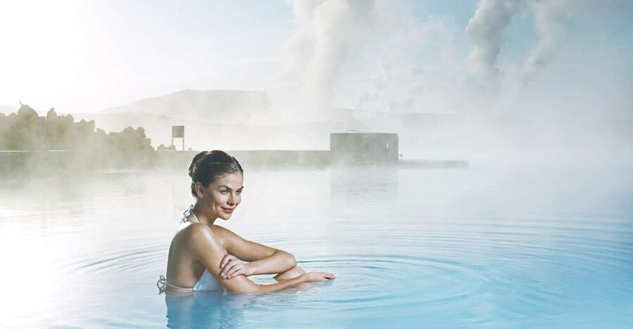 Reykjavik: Golden Circle Tour and Blue Lagoon Admission - Weather, clothing, and practical comfort