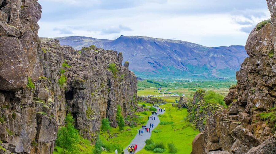 Reykjavik: Golden Circle Tour and Sky Lagoon Entry Ticket - Gullfoss: the day’s most powerful natural sight
