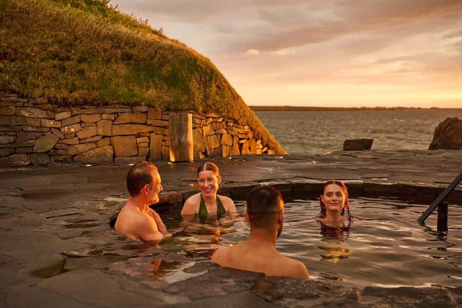 Reykjavik: Golden Circle Tour and Sky Lagoon Entry Ticket - Guides, drivers, and the value of the ride