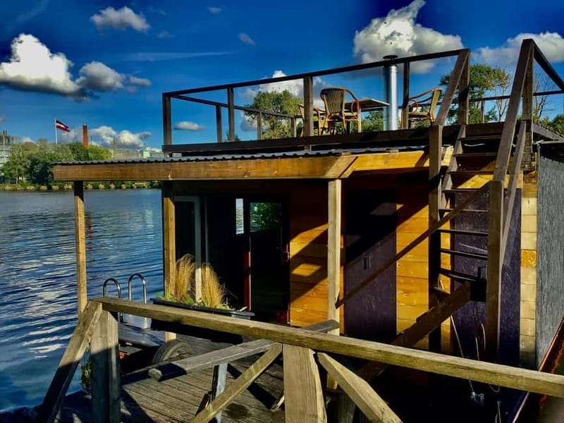 Riga: Floating Sauna Experience on the Daugava River - A floating sauna with a front-row view of Riga
