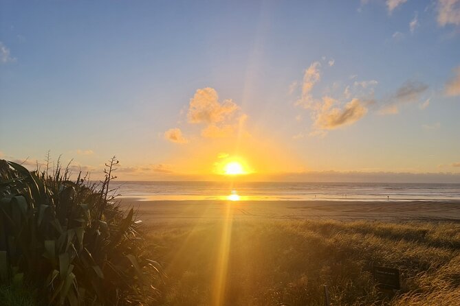 Romantic Auckland Sunset tour with Winery & Thermal pool - Who will enjoy this most?