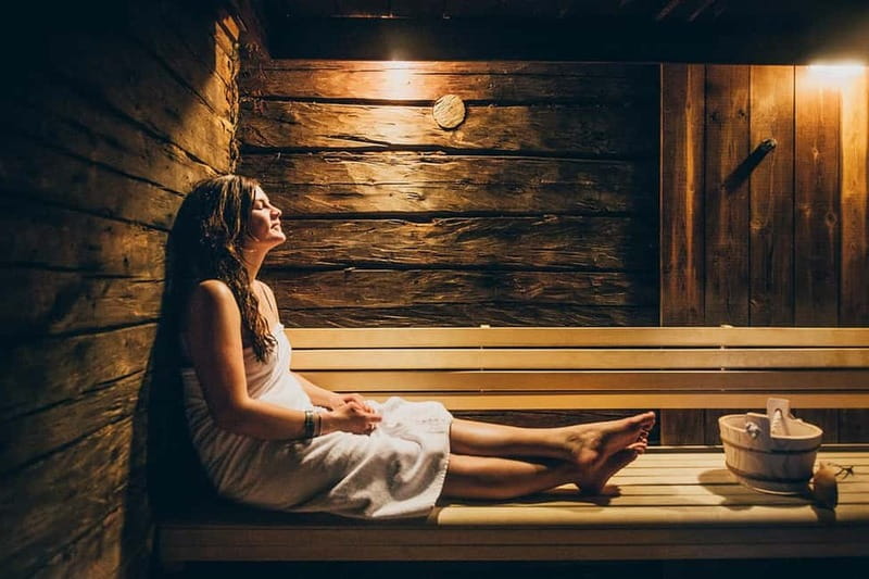 Rovaniemi: Lakeside Private Sauna with Aurora Borealis - A Finnish sauna evening near Rovaniemi