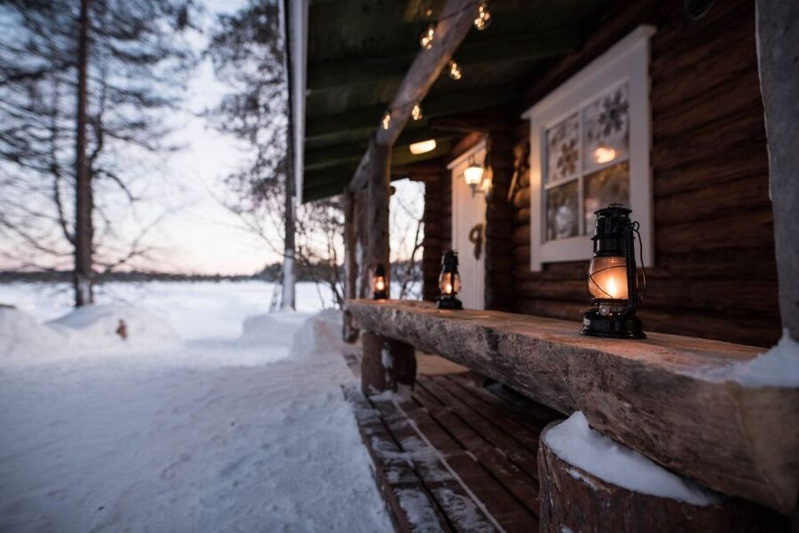Rovaniemi: Sauna & Ice Swimming Tour with Dinner and Aurora - The Finnish sauna takes center stage