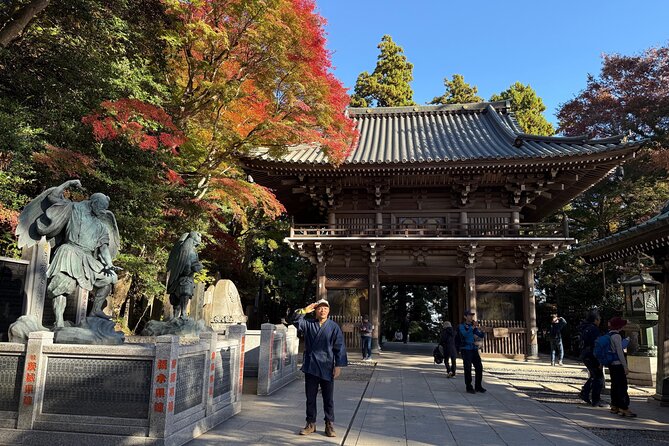 Samurai Guide Sho’s Mt. Takao Hike, Temple & Onsen from Shinjuku - Reaching Ōmiharashidai Viewpoint and Mt. Fuji