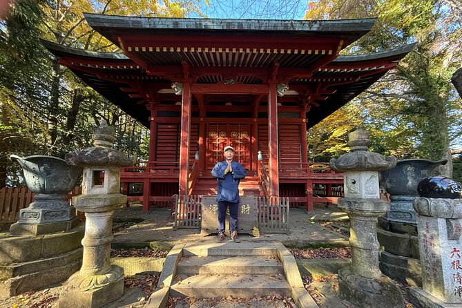 Samurai Guide Sho’s Mt. Takao Hike, Temple & Onsen from Shinjuku - Visiting Yakuo-in Temple