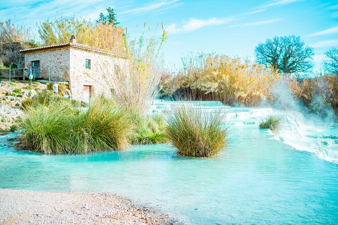 Saturnia Thermal Spring Small Group Day Trip from Rome with Lunch - Lunch in a Tuscan town