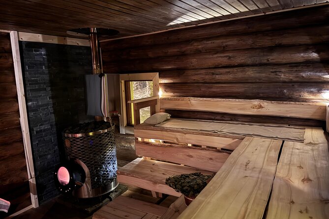 Sauna, hot tub and cold plunge - Exclusive riverside retreat - What happens at the riverbank