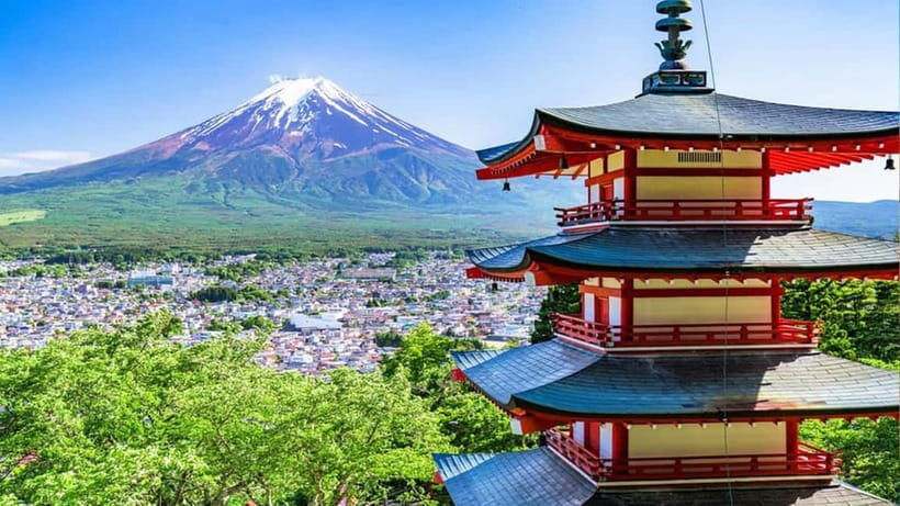 [Seasonal Limited] Mt. Fuji 5th Station &Hot Spring Day Tour - Guides, language, and group feel