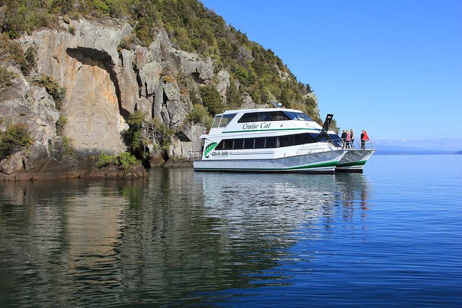 Self-Guided Geothermal Tour in Orakei Korako - Ruatapu Cave and the thermal mirror pool
