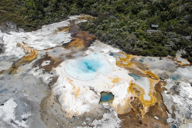 Self-Guided Geothermal Tour in Orakei Korako - Silica terraces, pools, and mineral colour