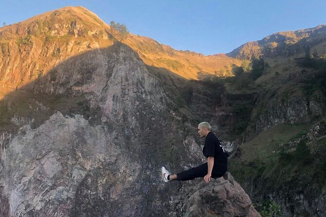 Sharing Mount Batur Sunrise Trekking And Natural Hot Spring - Reaching the summit before sunrise