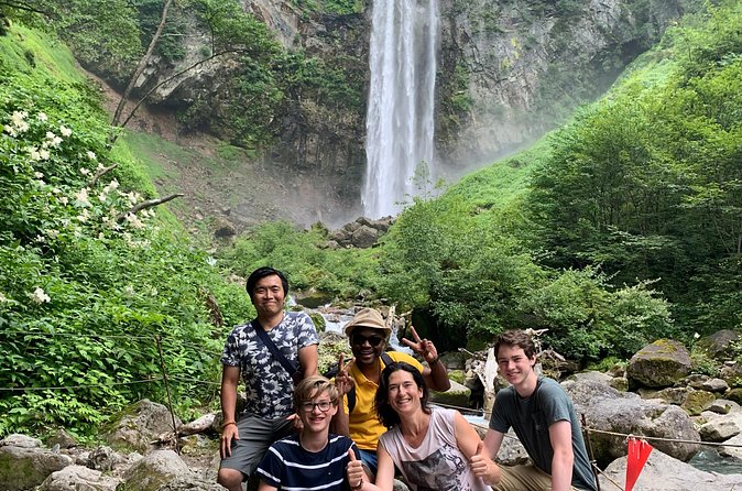 Shirakawago(UNESCO world heritage)/ Onsen / Hiking / 1day tour - The guide can make or break the experience