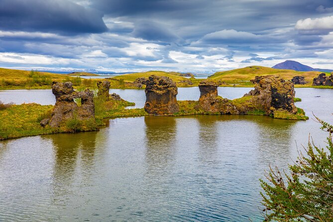 Small-Group Lake Mývatn Tour from Akureyri - Grjótagjá is brief but memorable
