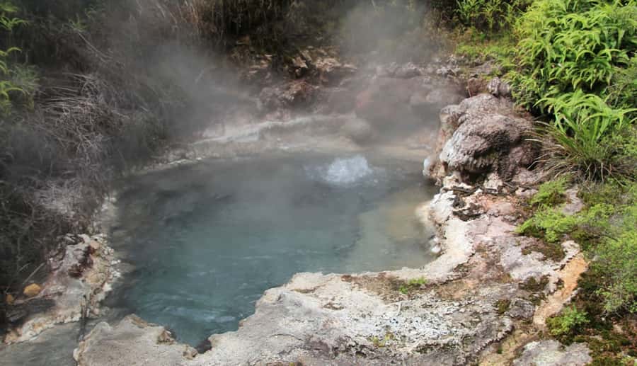 Taupo: Orakei Korako Geothermal Park and Cave Entry Ticket - Ruatapu Cave is the park’s most unusual feature