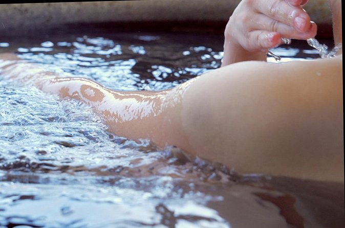Tokyo Local Tattoo Friendly Public Bath Experience - Washing Before You Soak