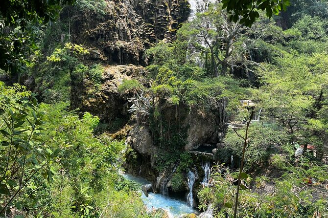 Tolantongo Private Tour + Pastes + One Day at the Hot Springs - The grotto, tunnel, and warm river