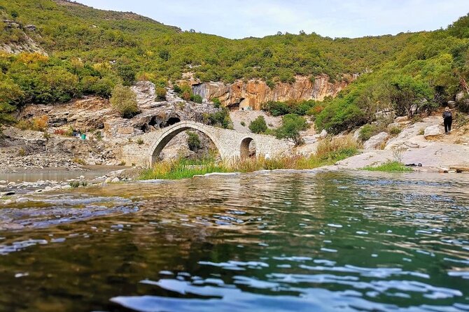 Tour to Thermal Baths of Permet and exploring Langarica Canyon - Comfort, fitness, and what to pack