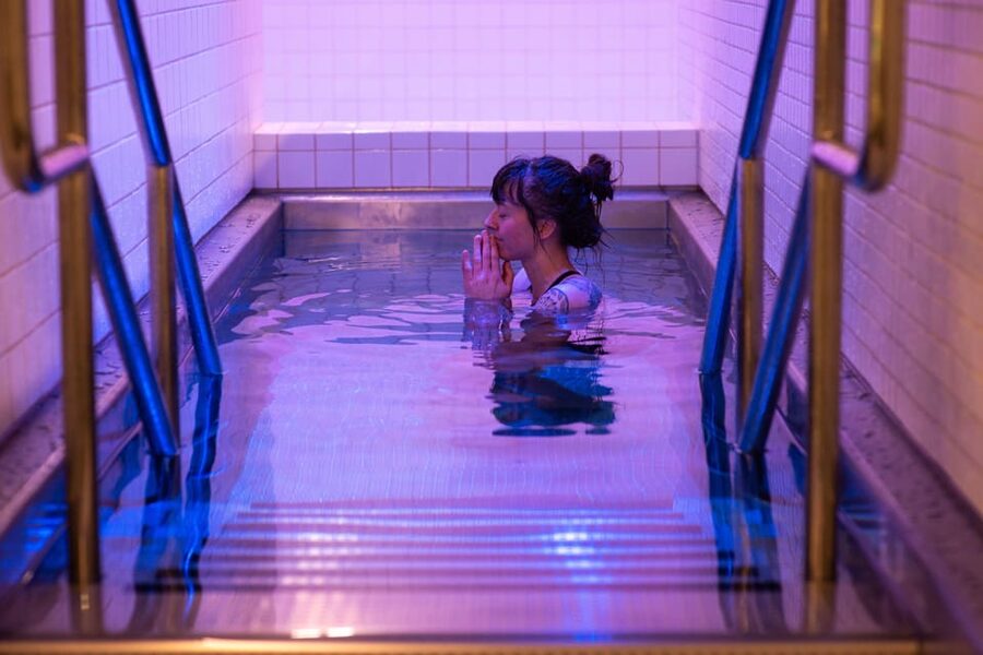 Tromsø: Spa/Pool with Bath, Sauna and Outdoor Heated Pool - Key points before you go