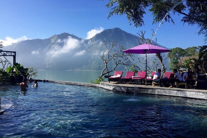Trunyan Cemetery, Hot Spring, Penglipuran Village, and Waterfall Tour - Who should book this experience