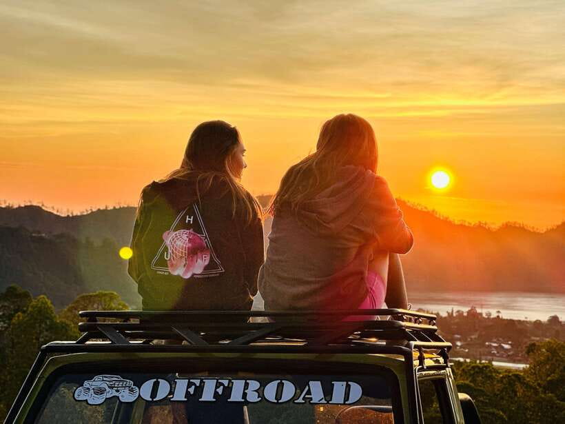 Ubud: Mount Batur Jeep Sunrise, Hot Spring in one day - One hour at Batur Natural Hot Spring
