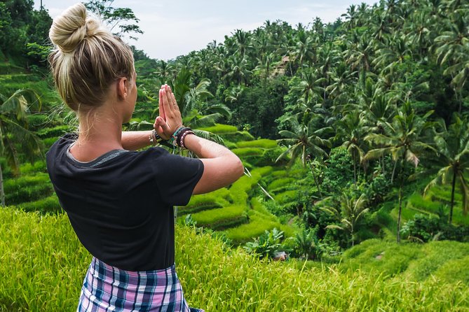 Ubud Volcano Lake and Natural Hot Spring Tour - Mount Batur lunch: the meal is part of the attraction