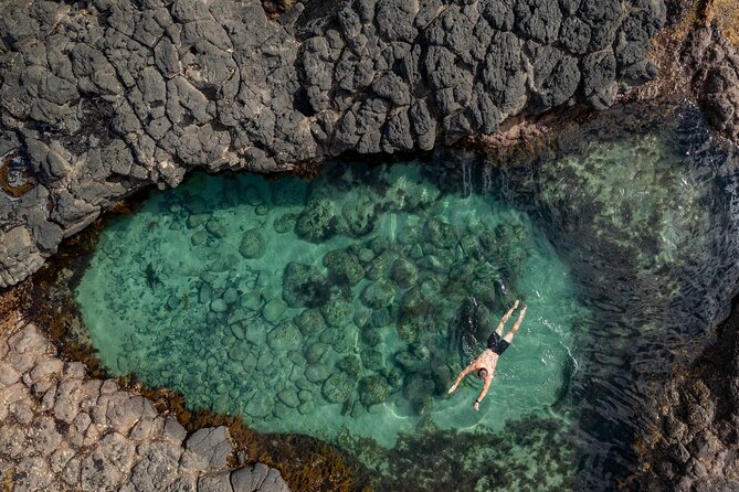 Ultimate Peninsula Adventure: Stand Up Paddle, Hot Springs, Hike, Lunch & Winery - Walking the southern coast to rock pools