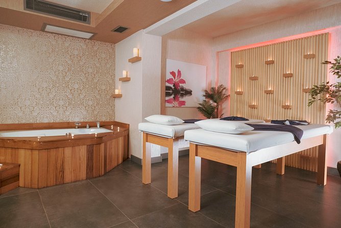 VIP Turkish Bath in Antalya - Face mask, bath glove, and the small extras