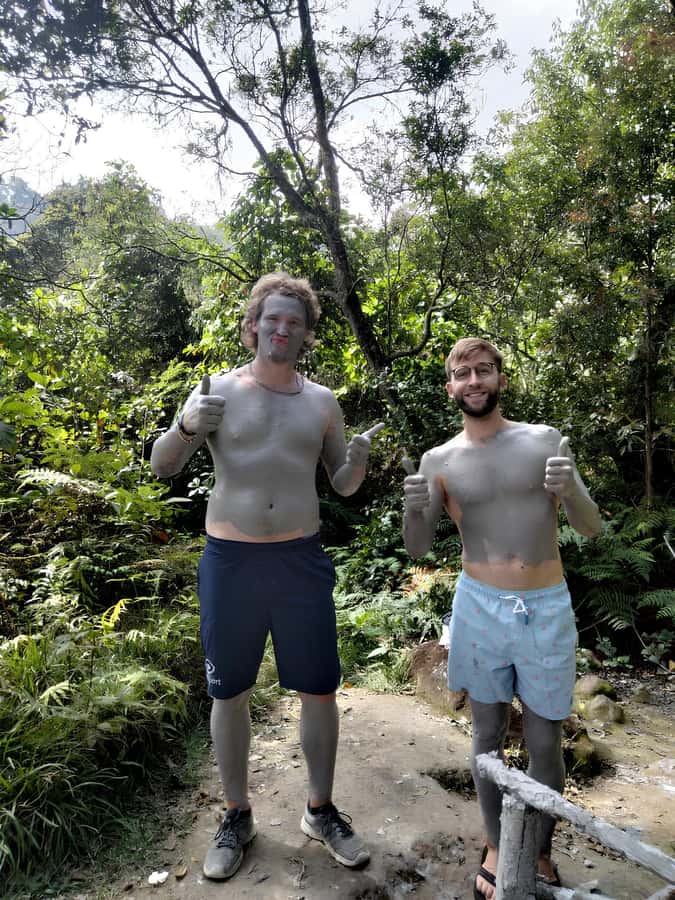 Volcano, Hot Spring, Mud Bath & Tea plantation all included - Key points at a glance