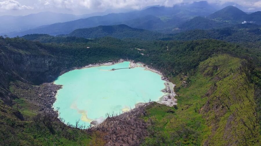 Volcano, Hot Spring, Mud Bath & Tea plantation all included - Hot springs and volcanic mud
