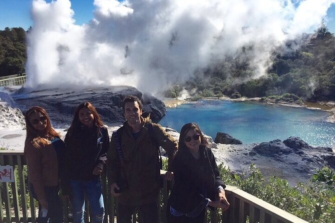 Waitomo Glow Worm Caves & Te Puia - Rotorua's Geothermal Valley - Māori carving, weaving, and the kiwi encounter