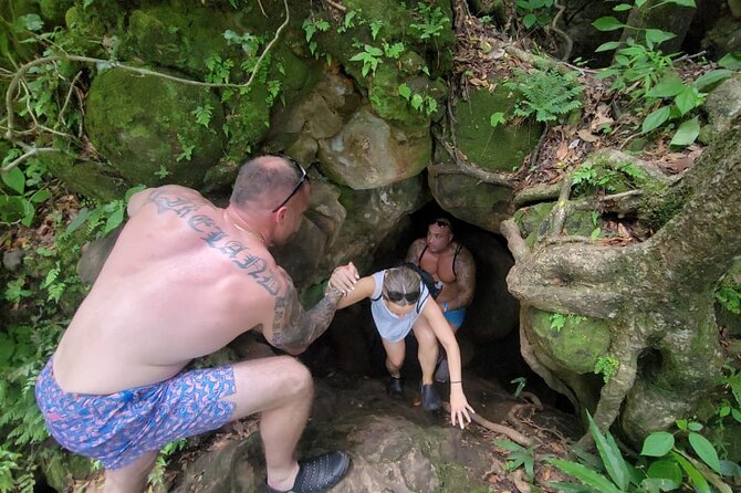 Water Adventure: La Leona Waterfall, River tubing & Cliff jumps - Guide quality can shape the whole day