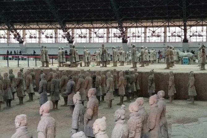 Xi'an Terracotta Warriors, Huaqing Hot Spring, and Banpo Museum - What the guide adds to the day